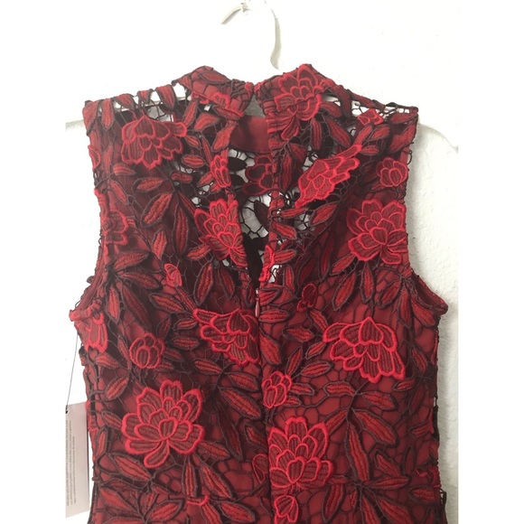 Guess - Picture 3 of 4